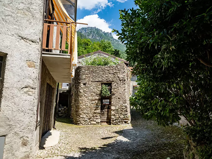 Immagine 4 di Casa indipendente in vendita  1 a Mandello Del Lario
