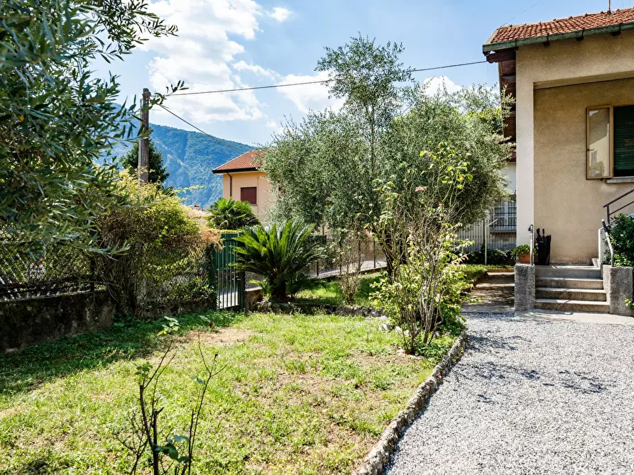 Immagine 7 di Casa indipendente in vendita  2 a Mandello Del Lario