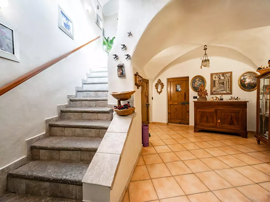 Immagine 6 di Casa indipendente in vendita  9 a Mandello Del Lario