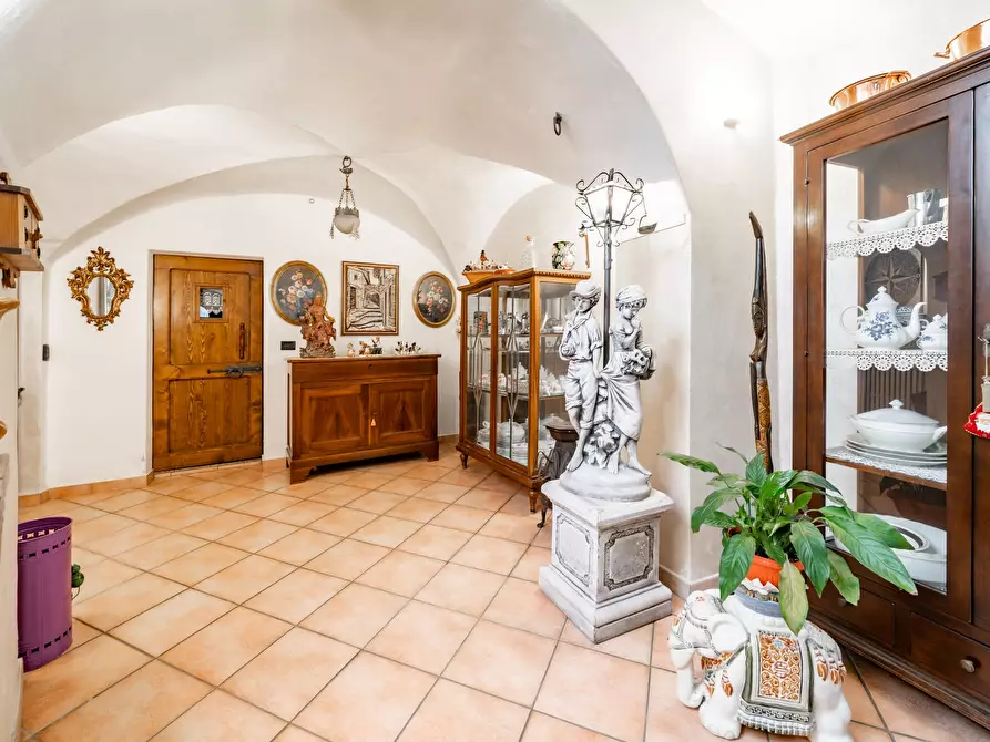 Immagine 2 di Casa indipendente in vendita  9 a Mandello Del Lario