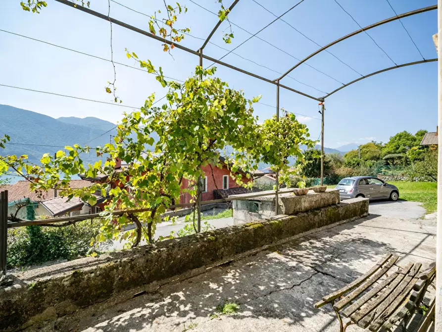 Immagine 8 di Casa indipendente in vendita  6 a Mandello Del Lario