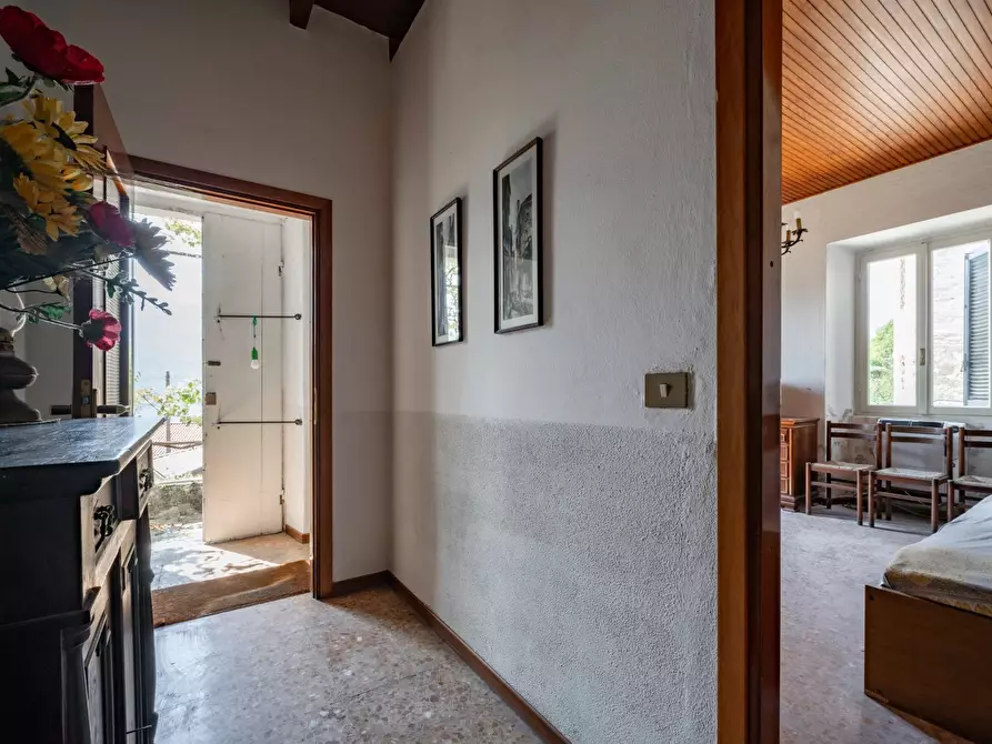 Immagine 9 di Casa indipendente in vendita  6 a Mandello Del Lario