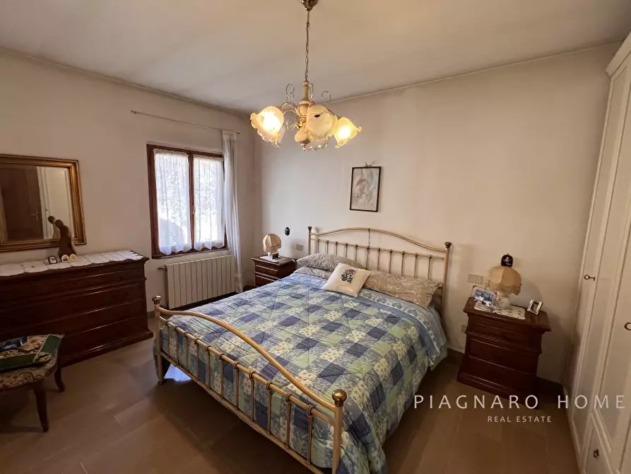 Immagine 10 di Rustico / casale in vendita  22 a Pontremoli