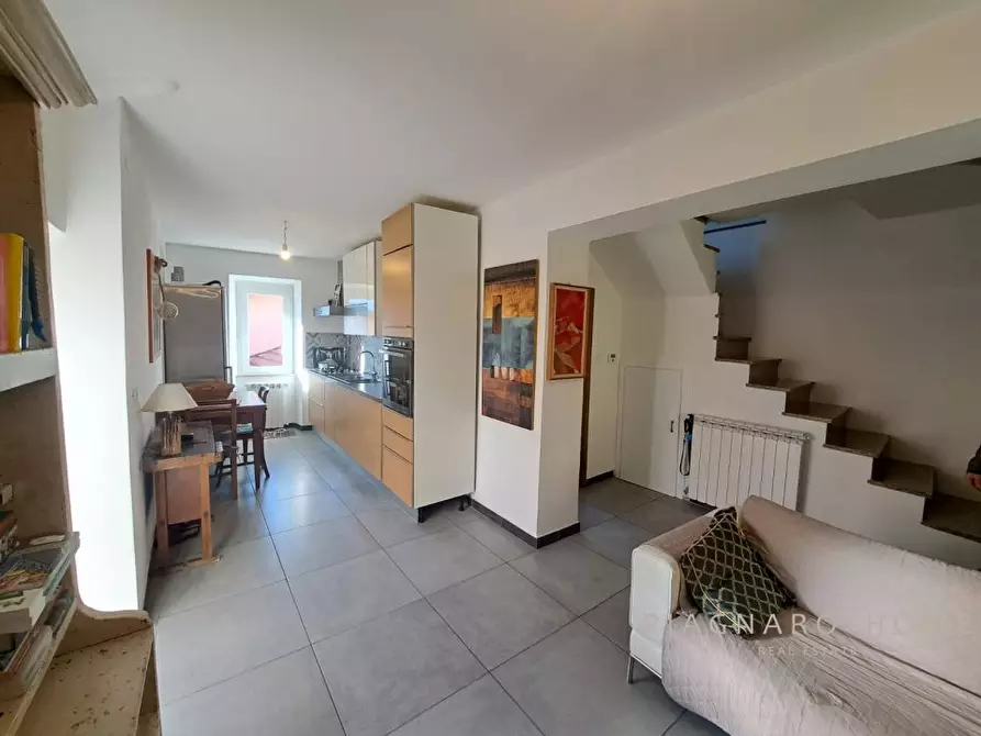 Immagine 2 di Rustico / casale in vendita  12 a Fivizzano