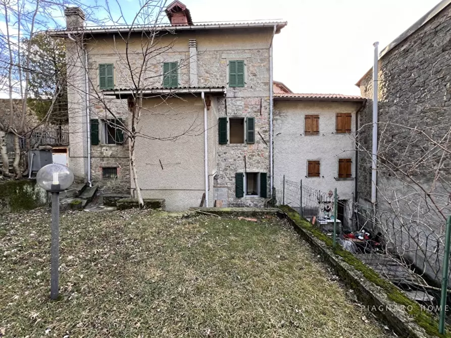 Immagine 2 di Rustico / casale in vendita  59 a Pontremoli
