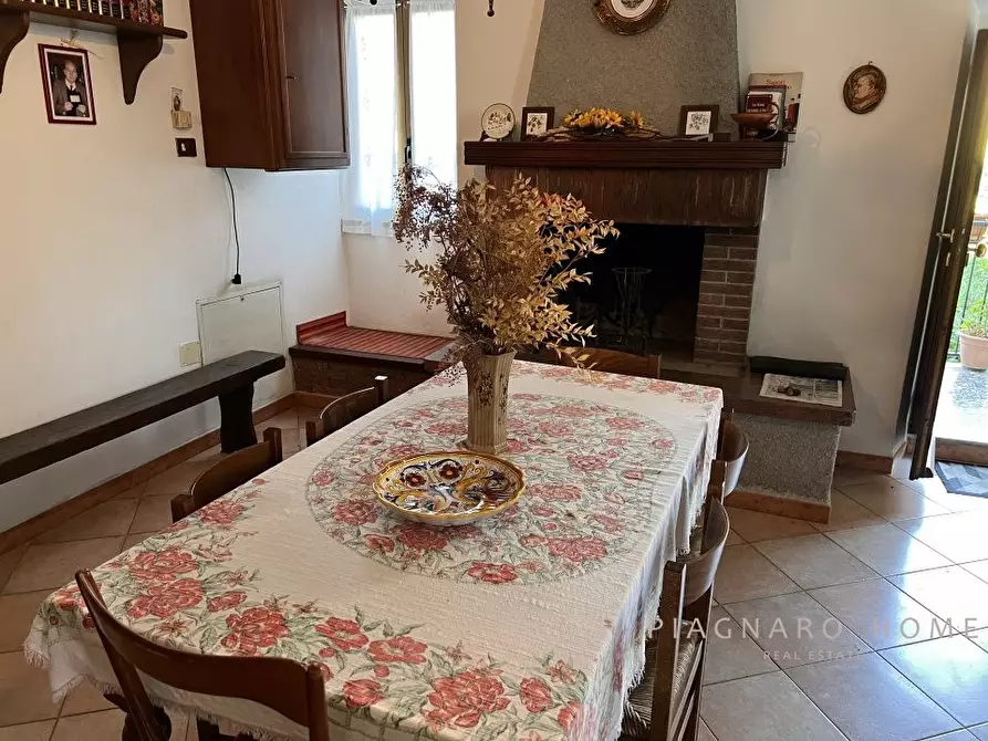Immagine 2 di Rustico / casale in vendita  56 a Filattiera