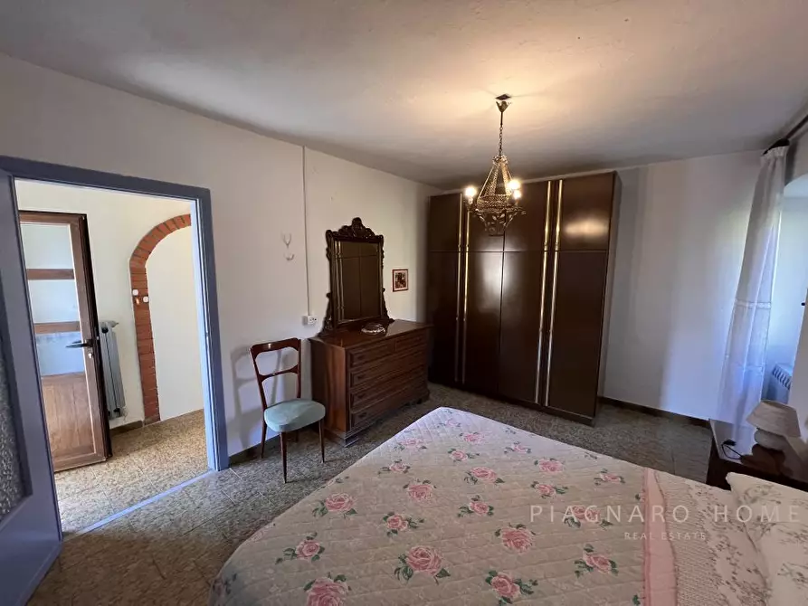 Immagine 7 di Rustico / casale in vendita  56 a Filattiera