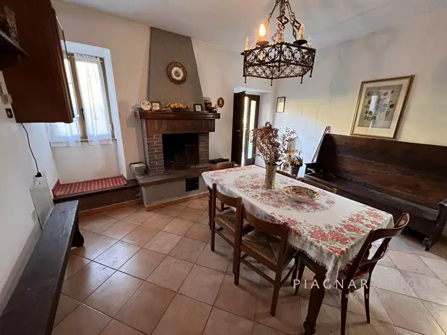 Immagine 4 di Rustico / casale in vendita  56 a Filattiera