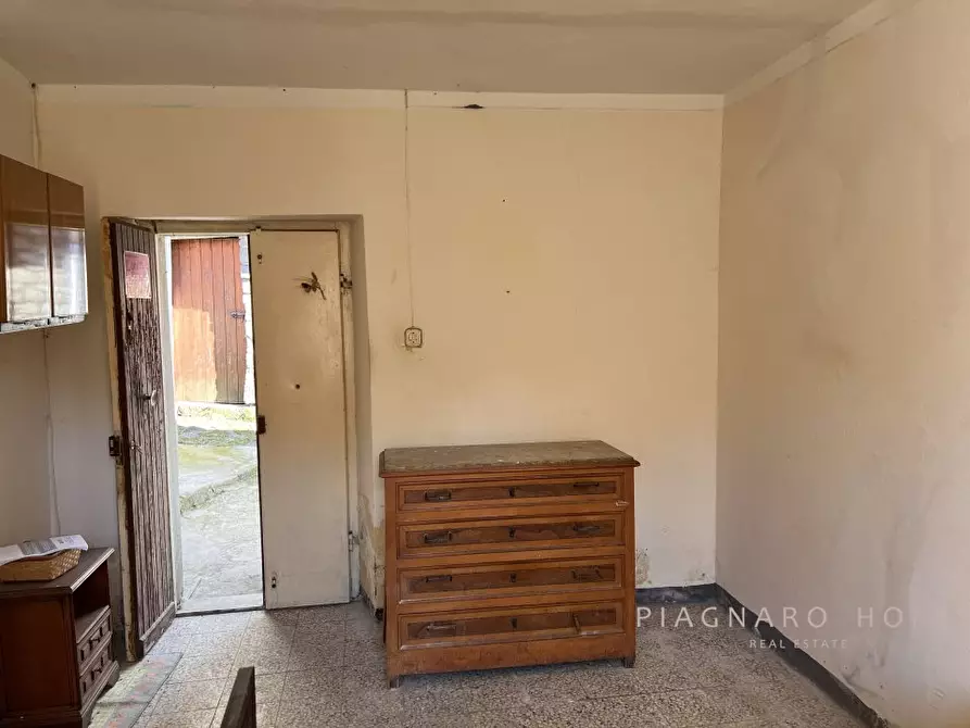 Immagine 4 di Rustico / casale in vendita  a Filattiera