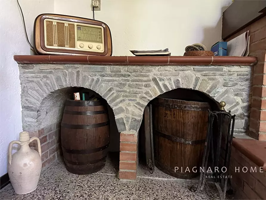 Immagine 7 di Rustico / casale in vendita  73 a Zeri