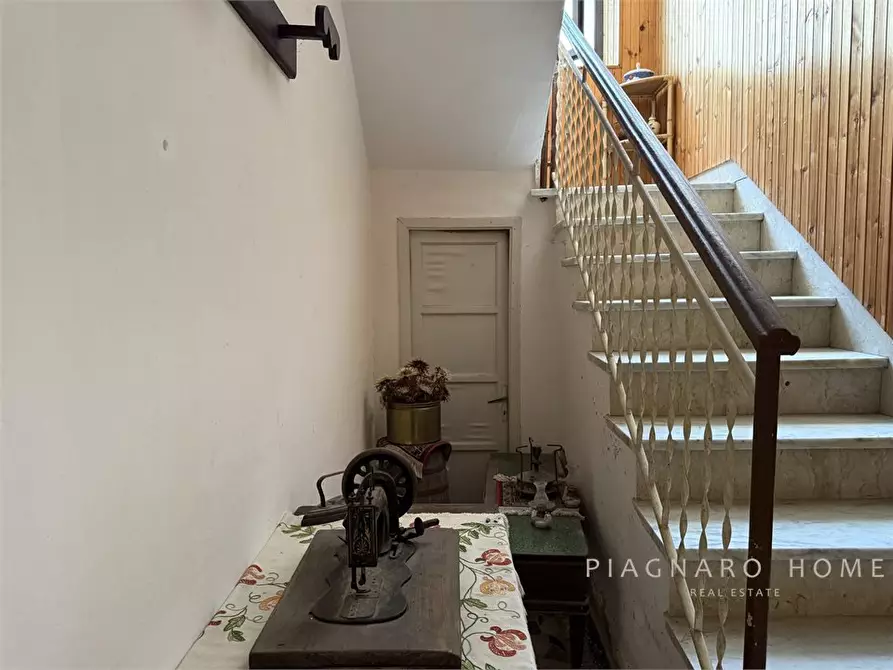 Immagine 9 di Rustico / casale in vendita  73 a Zeri