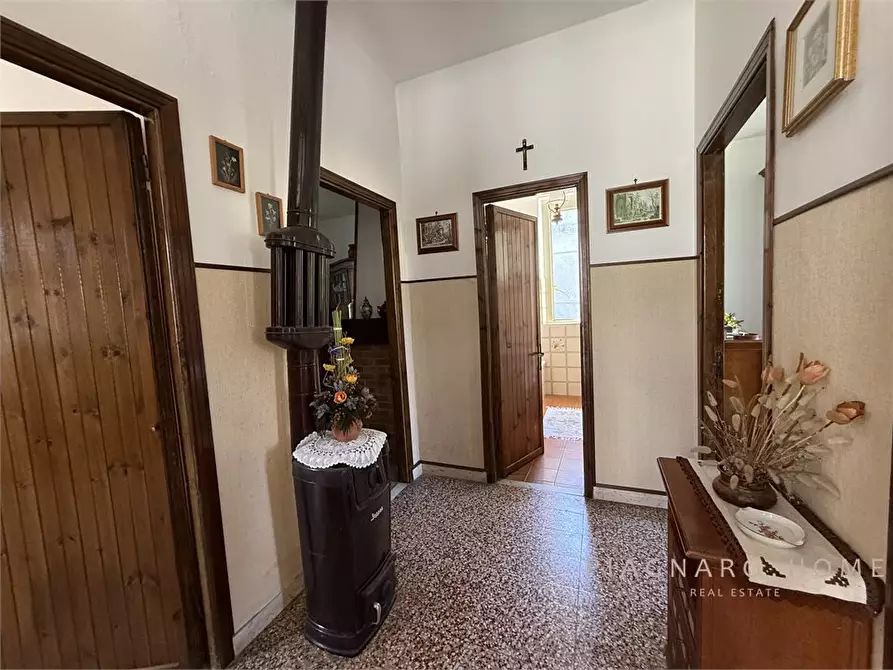 Immagine 10 di Rustico / casale in vendita  73 a Zeri