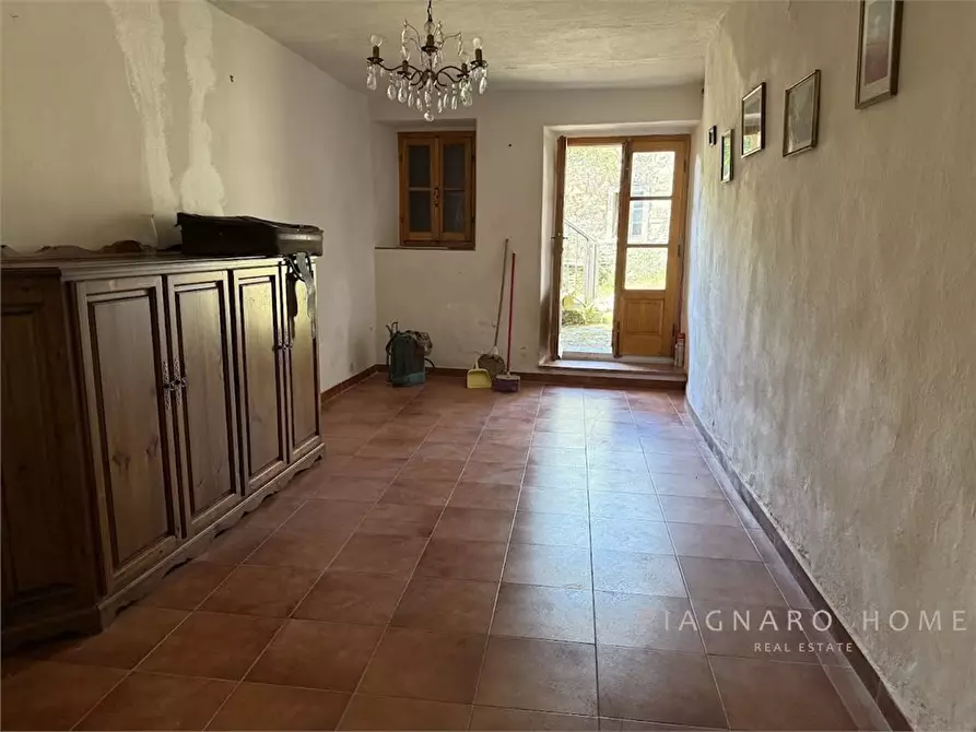 Immagine 9 di Rustico / casale in vendita  a Pontremoli