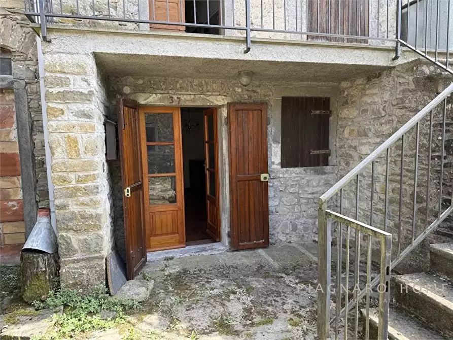 Immagine 2 di Rustico / casale in vendita  a Pontremoli