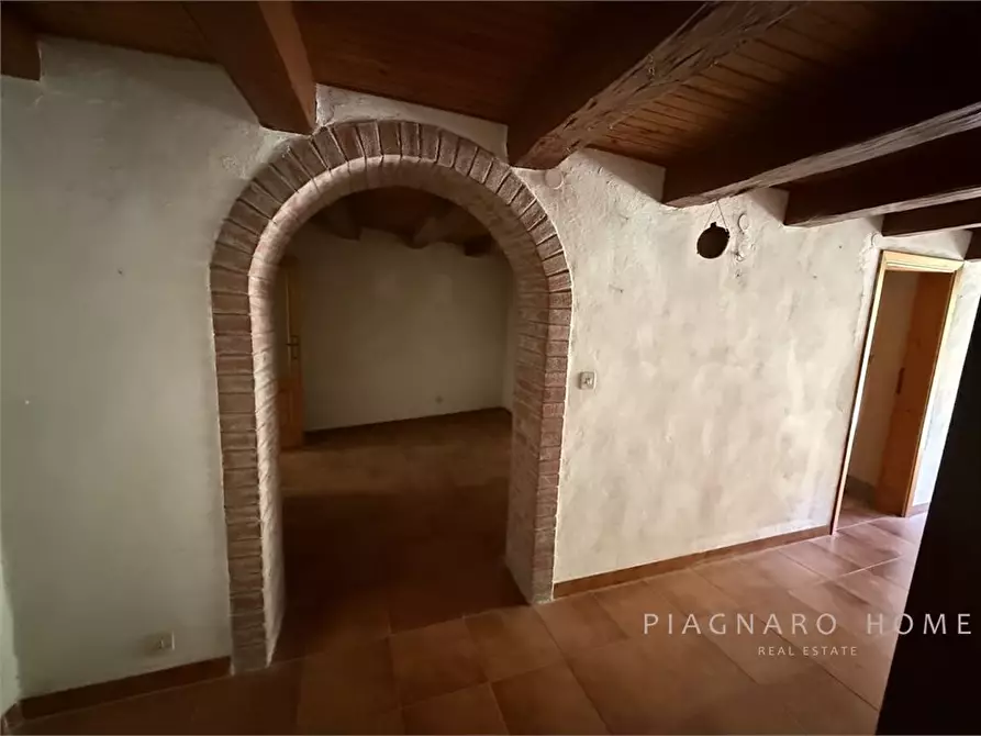 Immagine 6 di Rustico / casale in vendita  a Pontremoli