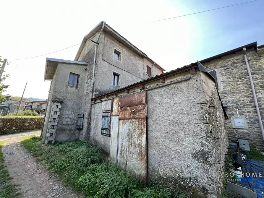 Immagine 1 di Rustico / casale in vendita  a Filattiera