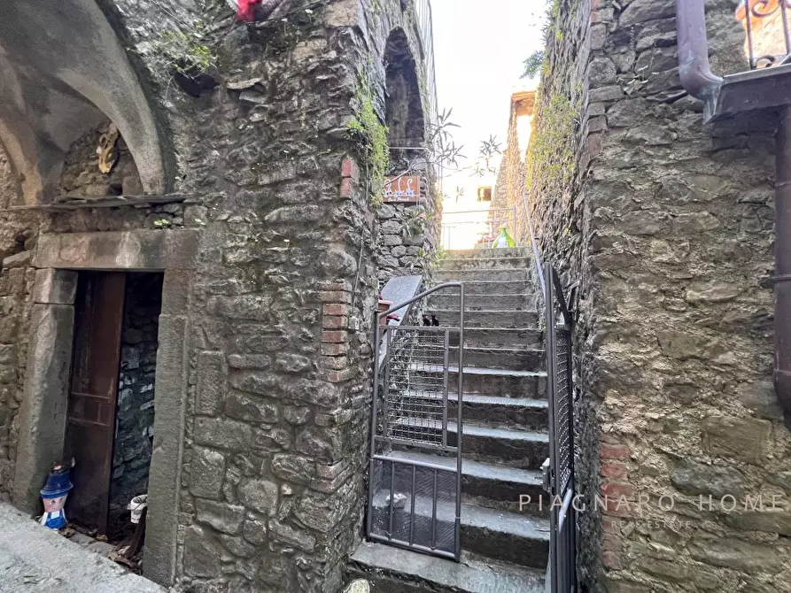 Immagine 6 di Rustico / casale in vendita  59 a Filattiera