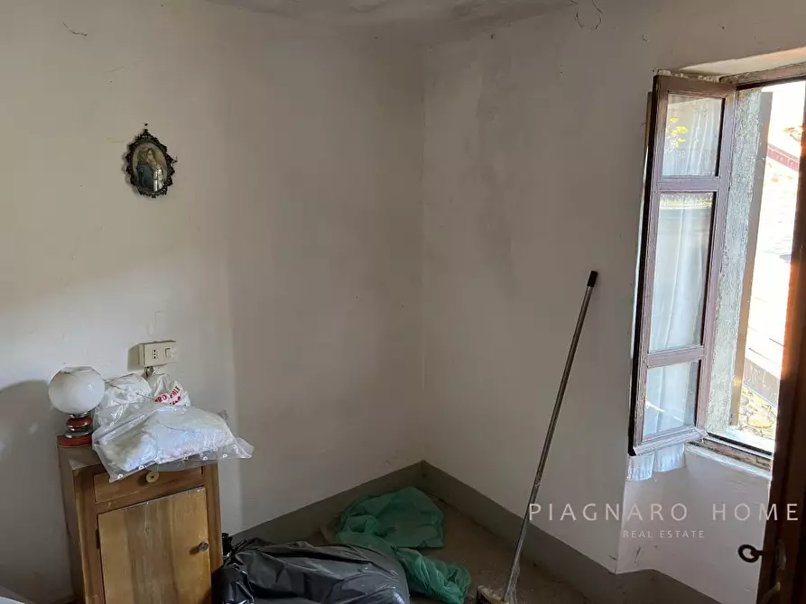 Immagine 10 di Rustico / casale in vendita  59 a Filattiera