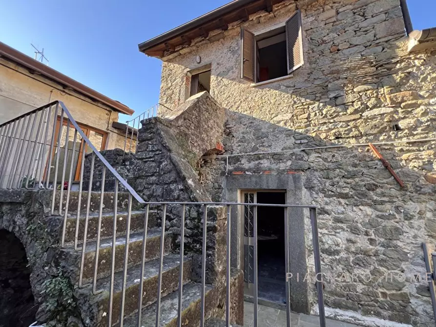 Immagine 7 di Rustico / casale in vendita  59 a Filattiera