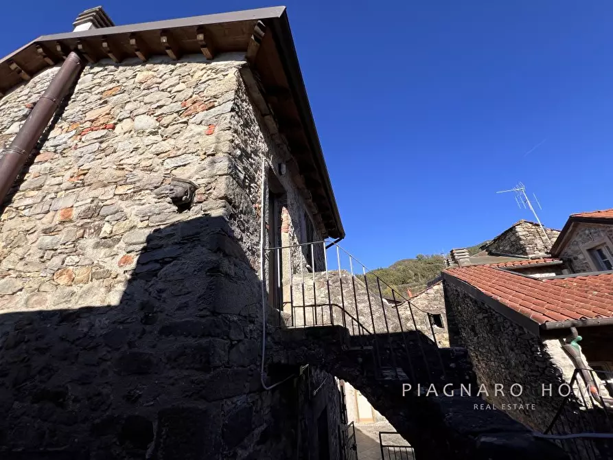 Immagine 3 di Rustico / casale in vendita  59 a Filattiera