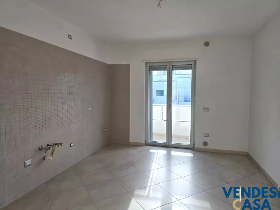 Immagine 7 di Appartamento in vendita  9 a Adelfia