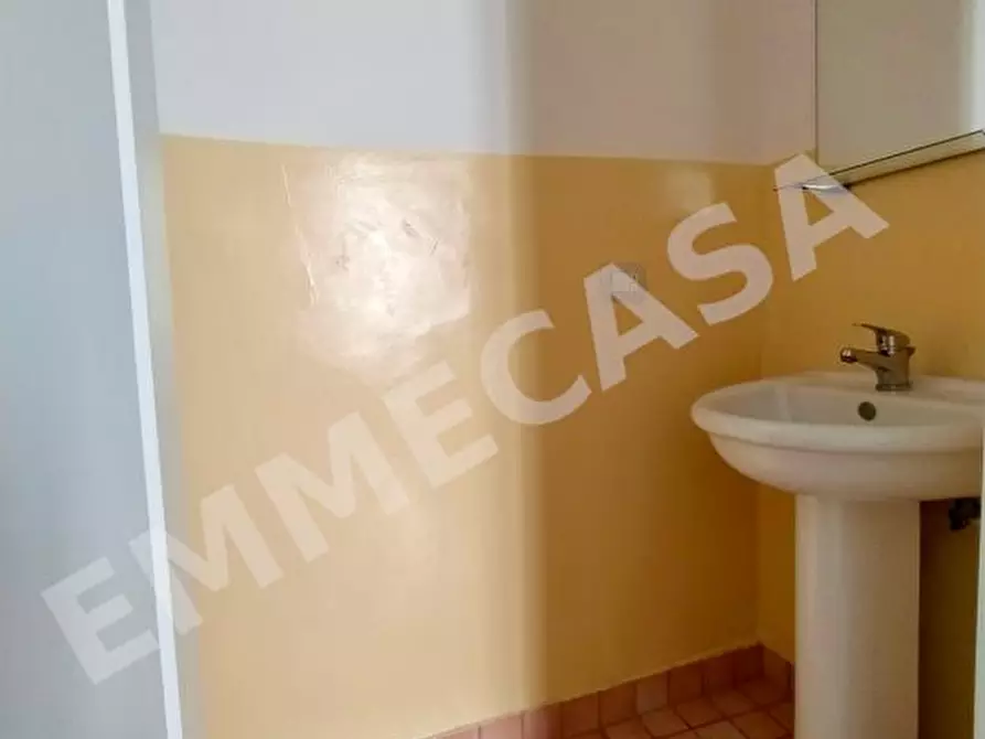 Immagine 9 di Casa semindipendente in vendita  a Valenzano
