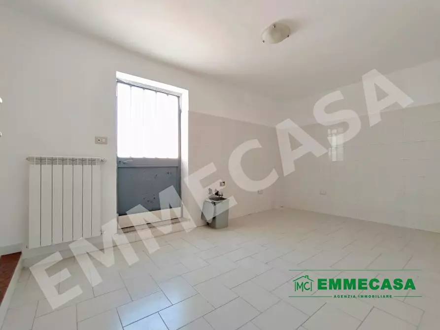 Immagine 10 di Casa semindipendente in vendita  a Valenzano