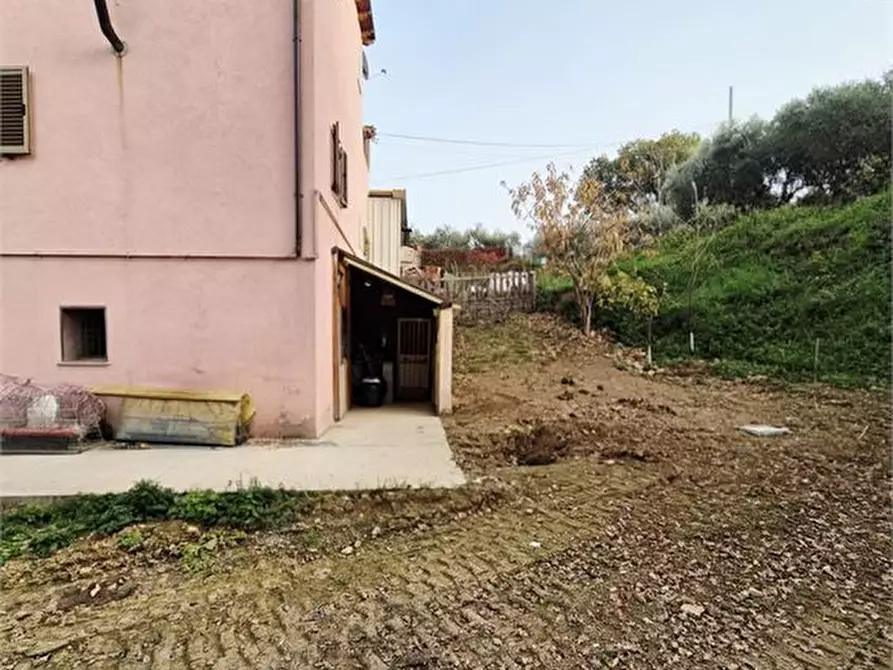 Immagine 4 di Casa semindipendente in vendita  3 a Giuliano Teatino
