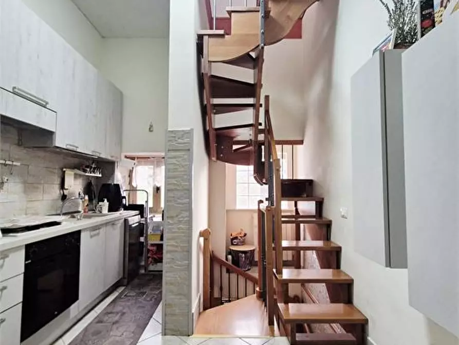 Immagine 8 di Casa semindipendente in vendita  3 a Giuliano Teatino