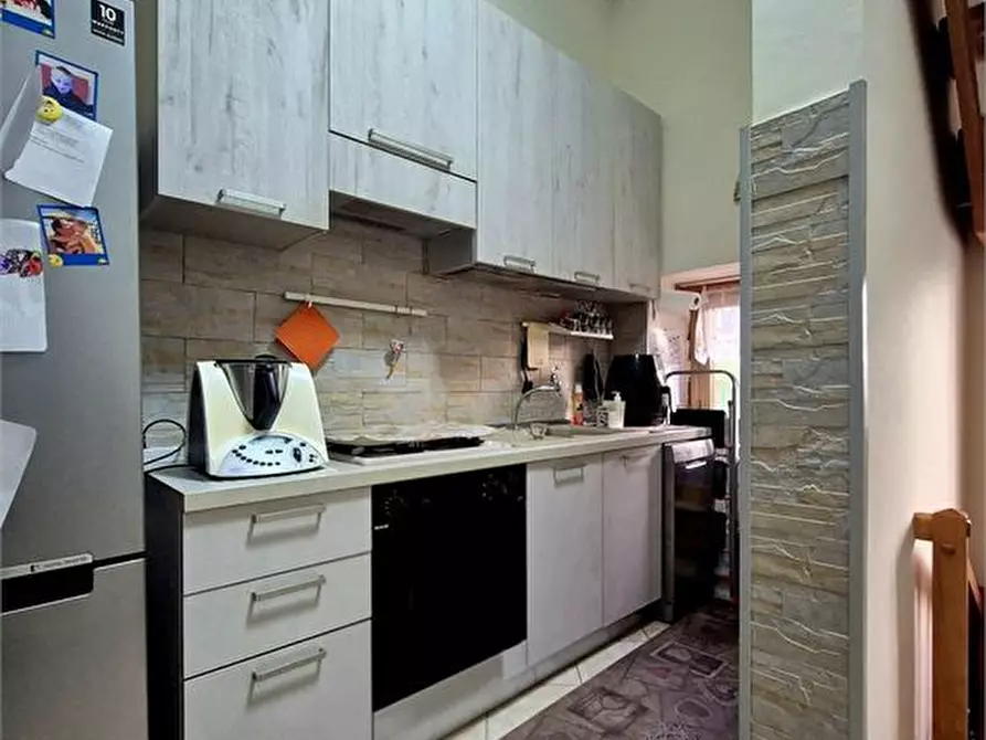 Immagine 9 di Casa semindipendente in vendita  3 a Giuliano Teatino