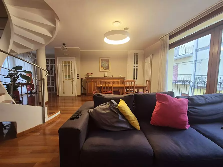 Immagine 7 di Casa semindipendente in vendita  a Gissi