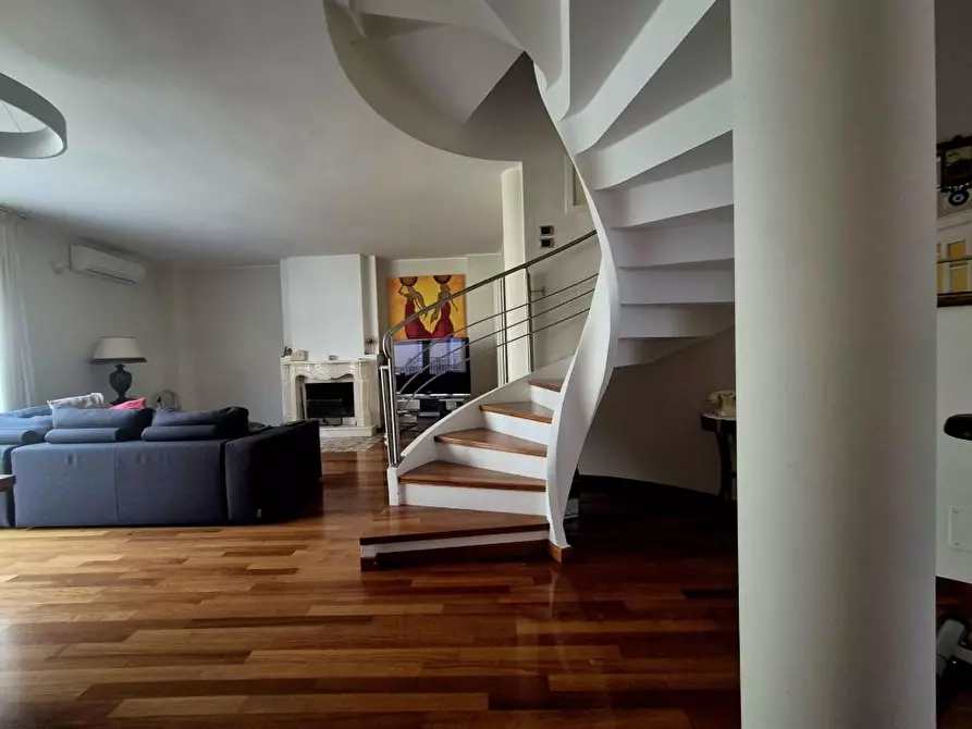 Immagine 2 di Casa semindipendente in vendita  a Gissi