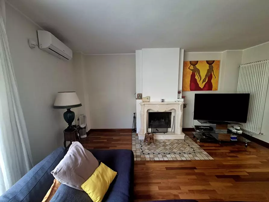 Immagine 9 di Casa semindipendente in vendita  a Gissi