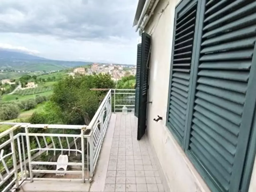 Immagine 5 di Casa semindipendente in vendita  a Castel Frentano