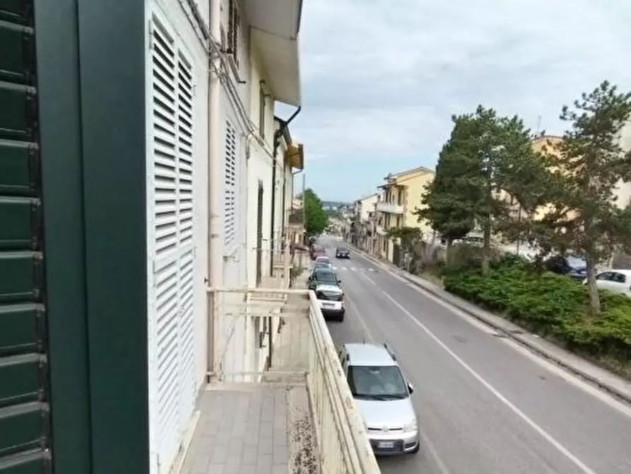 Immagine 2 di Casa semindipendente in vendita  a Castel Frentano