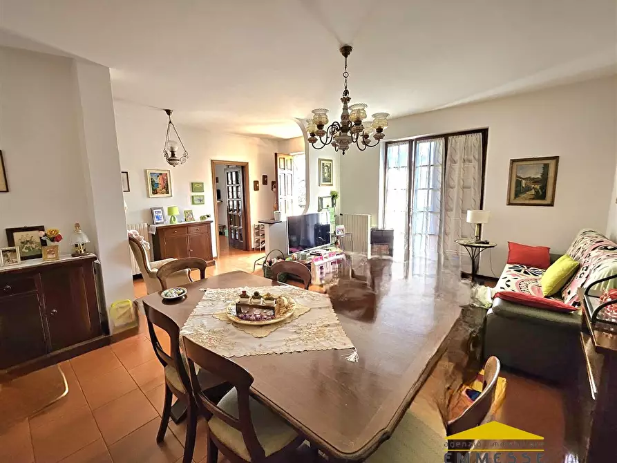 Immagine 5 di Appartamento in vendita  a Massa