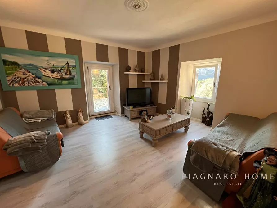 Immagine 5 di Casa semindipendente in vendita  a Tresana