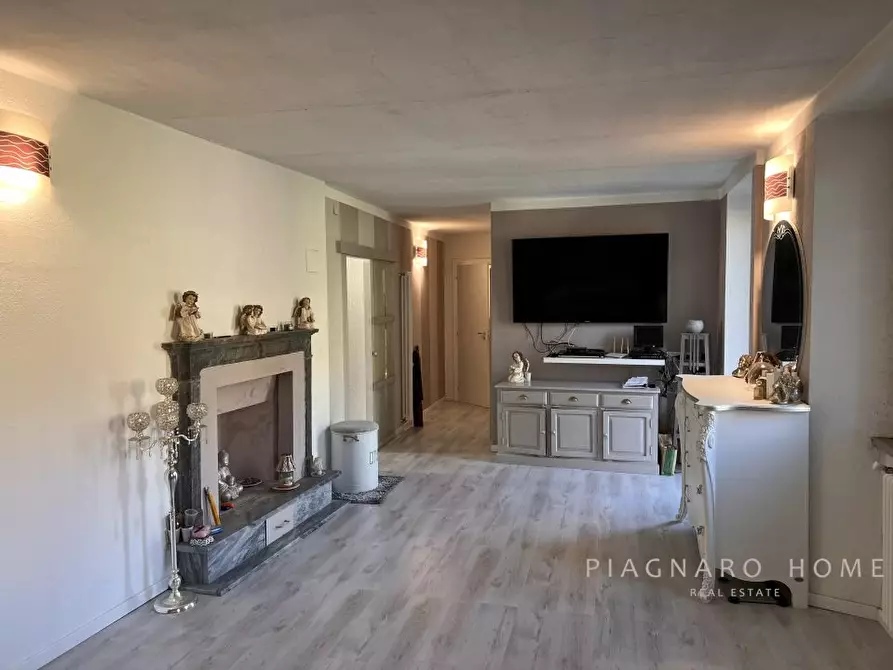 Immagine 8 di Casa semindipendente in vendita  a Tresana