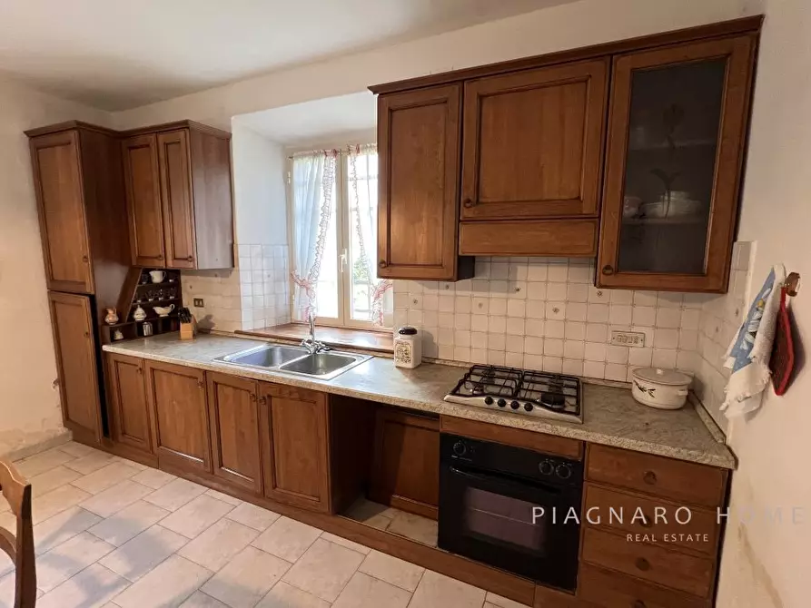 Immagine 4 di Casa semindipendente in vendita  2 a Pontremoli