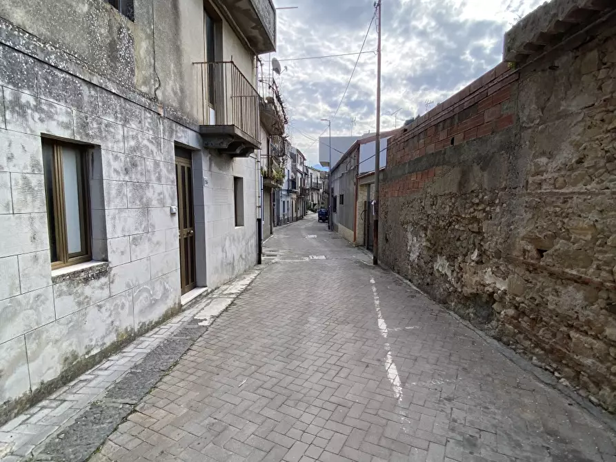 Immagine 5 di Casa semindipendente in vendita  a Monforte San Giorgio