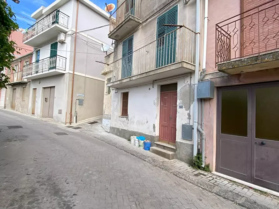 Immagine 2 di Casa semindipendente in vendita  a Monforte San Giorgio