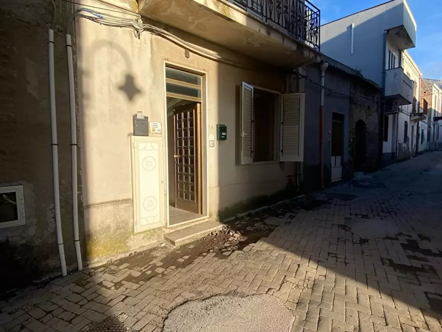 Immagine 1 di Casa semindipendente in vendita  a Spadafora