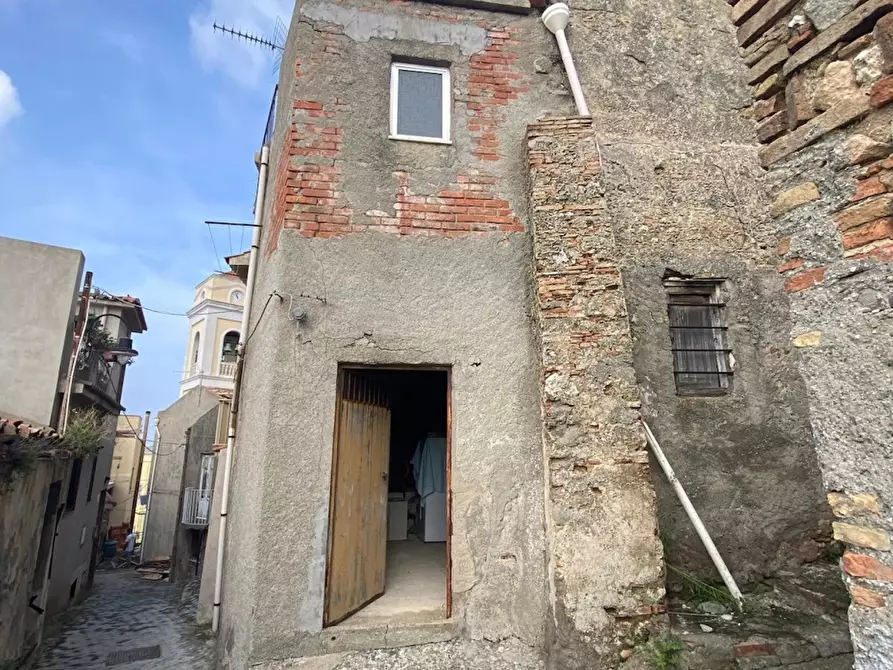 Immagine 1 di Casa semindipendente in vendita  a Spadafora