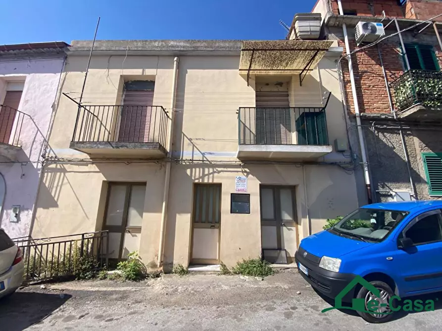 Immagine 1 di Casa semindipendente in vendita  a Messina