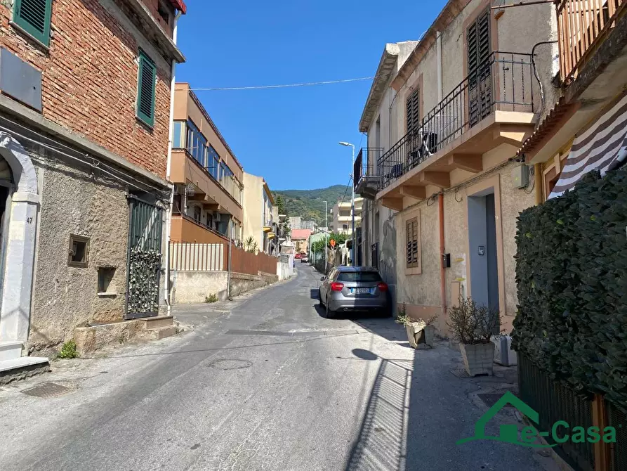 Immagine 2 di Casa semindipendente in vendita  a Messina