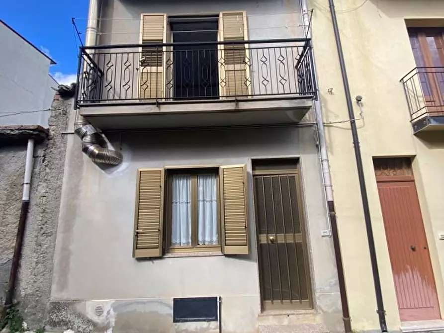 Immagine 1 di Casa semindipendente in vendita  49 a Montalbano Elicona
