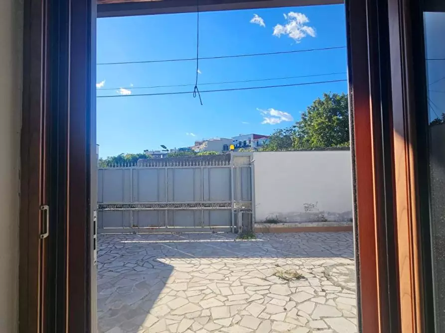 Immagine 2 di Casa semindipendente in vendita  a Boscotrecase