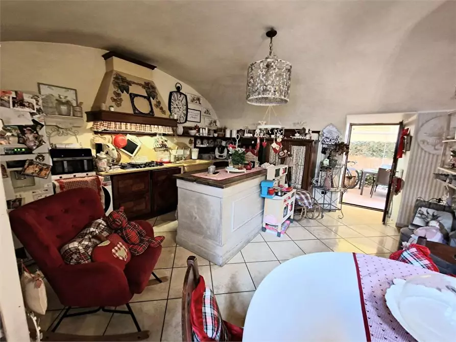 Immagine 5 di Casa semindipendente in vendita  a Boscoreale