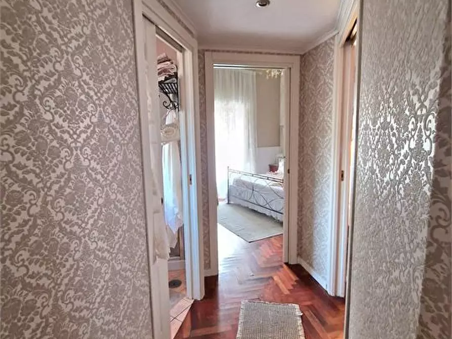 Immagine 10 di Casa semindipendente in vendita  a Boscoreale