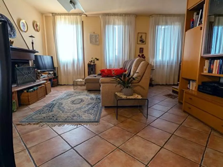Immagine 9 di Casa semindipendente in vendita  a Torreglia